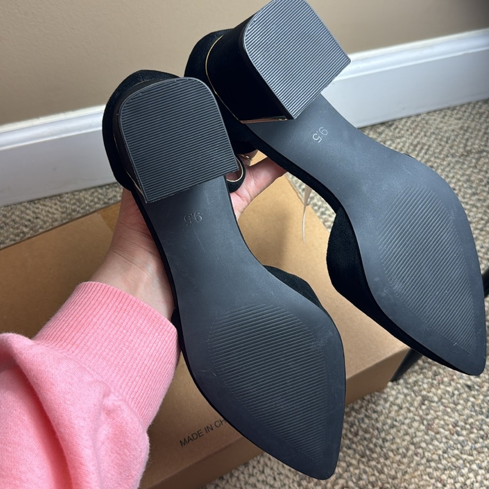 NWT - BCTEX COLL Pointed Toe Chunky Low Heels, Black Suede - Size 9.5 🖤 - Picture 14 of 16
